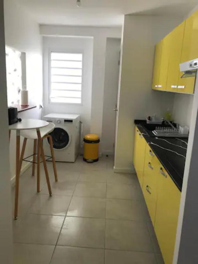 Meuble De Standing Au Coeur Des Commodites Schoelcher Exteriér fotografie